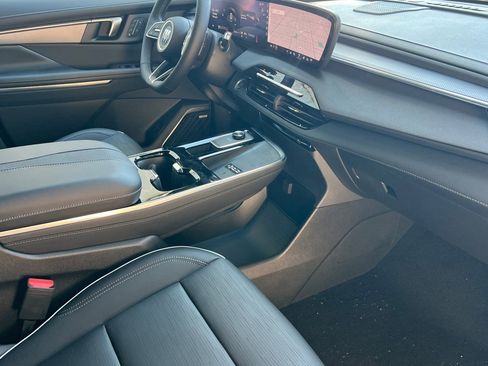 New 2026 Buick Enclave Sport Touring w/ Power Package FWD image 16