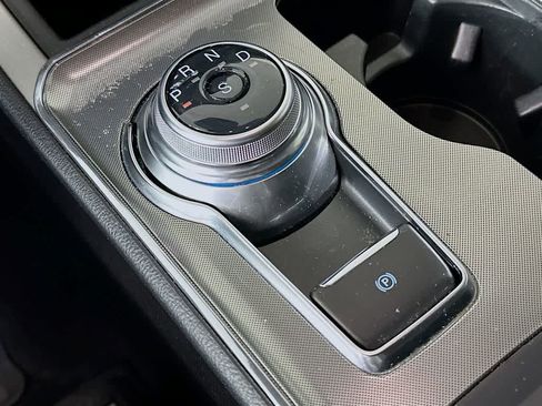 Certified 2022 Ford Edge SEL w/ Convenience Package image 17