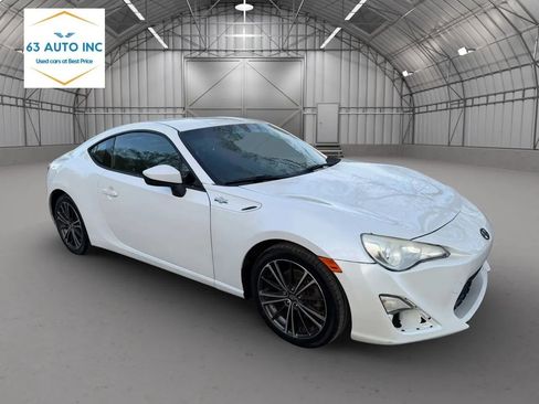 Used 2013 Scion FR-S image 3