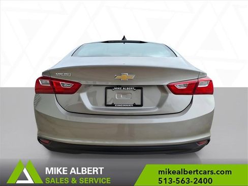 Used 2023 Chevrolet Malibu LS image 6