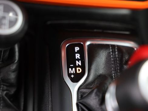Used 2024 Jeep Wrangler Unlimited Sahara w/ Safety Group AWD/4WD image 31