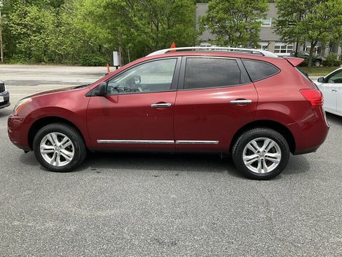Used 2015 Nissan Rogue S w/ Convenience Package AWD/4WD image 8