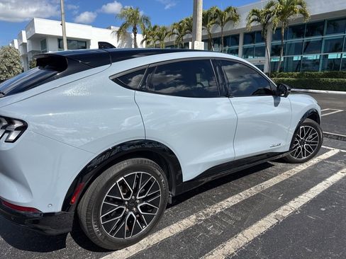 Used 2024 Ford Mustang Mach-E Premium image 8