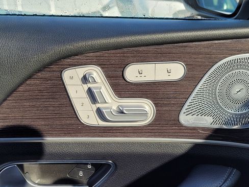 Used 2020 Mercedes-Benz GLS 450 4MATIC image 17