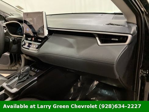 Used 2026 Toyota Corolla Cross XLE image 23