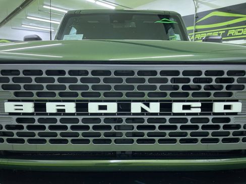 Used 2022 Ford Bronco Badlands w/ Sasquatch Package image 15