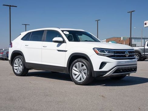 Certified 2023 Volkswagen Atlas Cross Sport SE w/ Panoramic Sunroof Package image 8