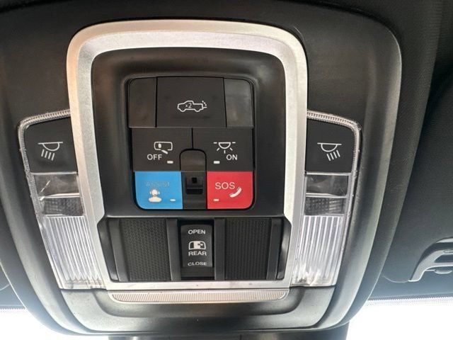 Used 2025 RAM 2500 Power Wagon AWD/4WD image 48