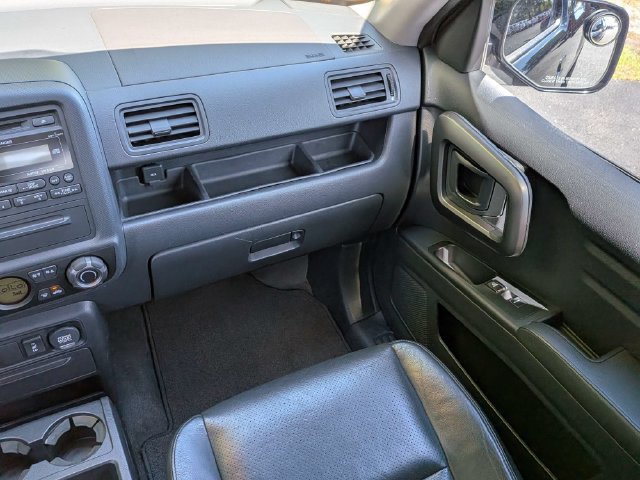 Used 2013 Honda Ridgeline RTL image 18