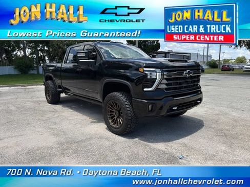 Used 2024 Chevrolet Silverado 2500 High Country w/ High Country Premium Package AWD/4WD image 1