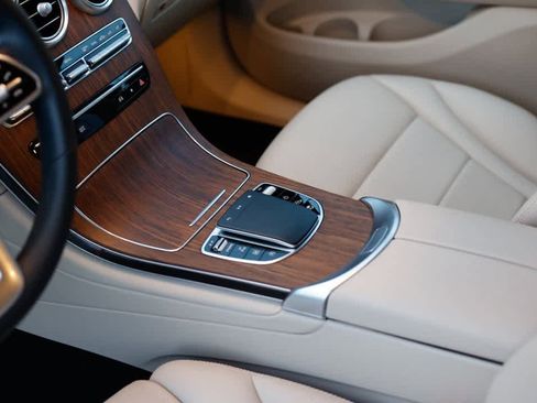 Certified 2022 Mercedes-Benz GLC 300 4MATIC image 36