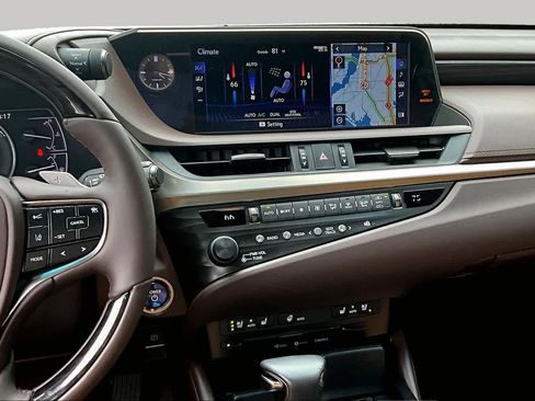 Used 2019 Lexus ES 300h w/ Premium Package FWD image 7