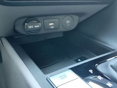 New 2026 Hyundai Elantra SEL Sport Premium image 25