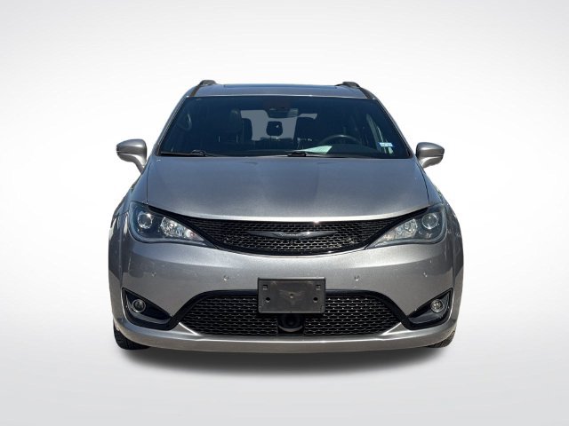Used 2020 Chrysler Pacifica Limited w/ Advanced Safetytec Group FWD image 10