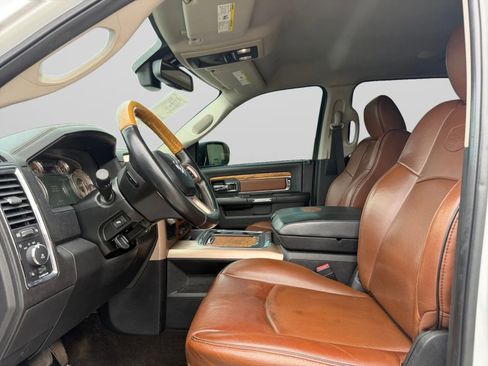 Used 2017 RAM 1500 Laramie Longhorn RWD image 17
