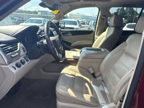 Used 2020 GMC Yukon Denali w/ Denali Ultimate Package AWD/4WD image 11