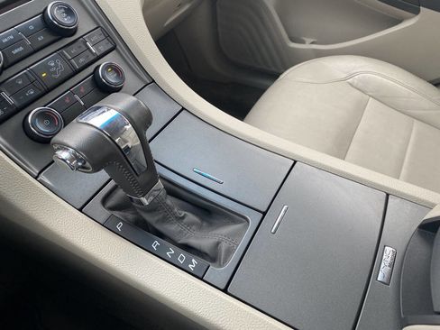 Used 2012 Ford Taurus SEL image 27