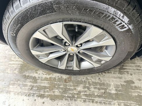 Used 2025 Chevrolet Equinox LT image 30