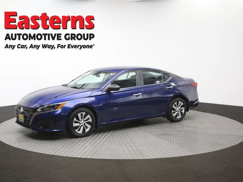 Used 2024 Nissan Altima 2.5 S FWD image 55