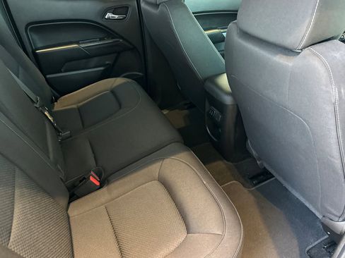 Used 2016 Chevrolet Colorado LT w/ LT Convenience Package RWD image 17