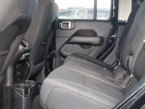 Used 2021 Jeep Gladiator Overland w/ LED Lighting Group image 36