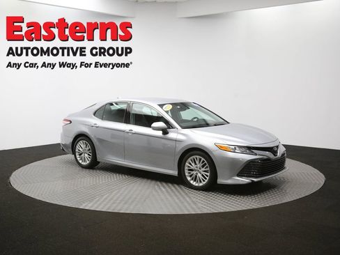 Used 2019 Toyota Camry XLE image 43