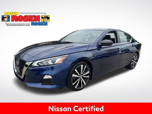 Certified 2022 Nissan Altima 2.5 SR FWD image 1