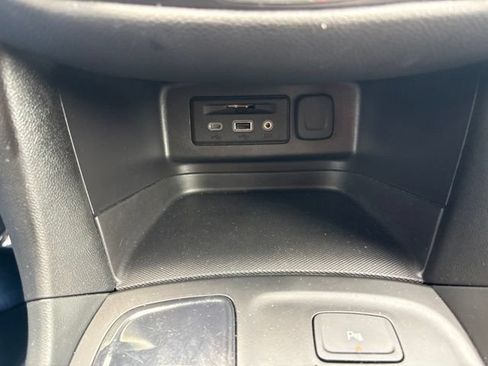 Used 2024 Chevrolet Equinox RS FWD image 36