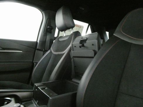 New 2025 Ford Explorer ST image 29