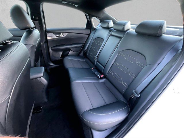 Used 2024 Kia Forte GT-Line w/ GT-Line Premium Package FWD image 28