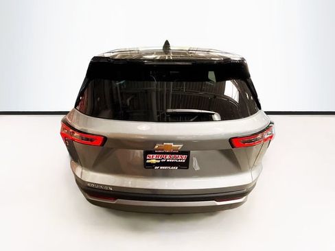 New 2026 Chevrolet Equinox LT w/ Convenience Package II FWD image 7