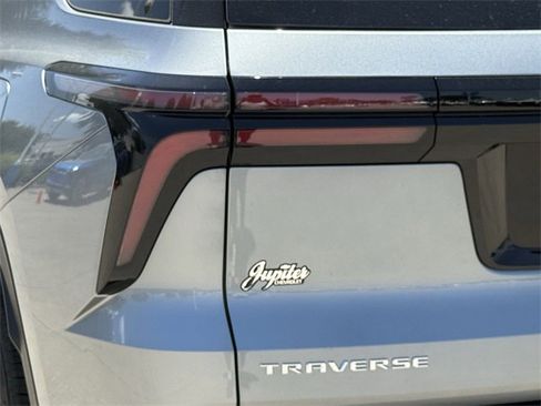 New 2026 Chevrolet Traverse LT w/ Enhanced Driving Package image 6