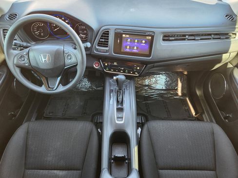 Used 2017 Honda HR-V EX image 26
