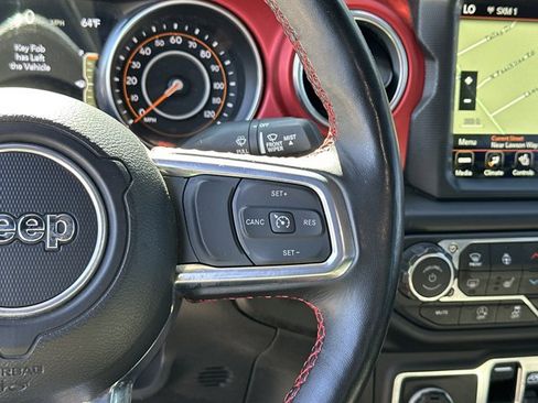 Used 2023 Jeep Gladiator Rubicon w/ Cold Weather Group image 32