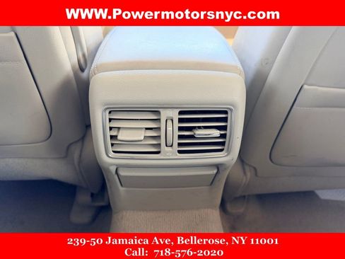 Used 2015 INFINITI Q50 Premium w/ Navigation Package image 26