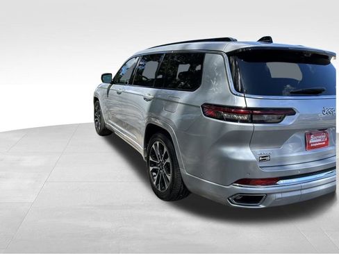 Used 2025 Jeep Grand Cherokee L Overland w/ Advanced Protech Group III image 4