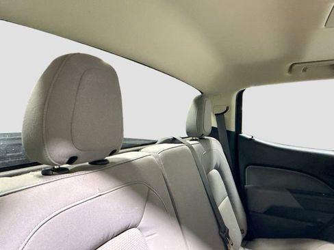 Used 2020 Chevrolet Colorado W/T w/ Custom Special Edition image 23