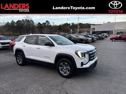 Used 2025 GMC Terrain Elevation image 1