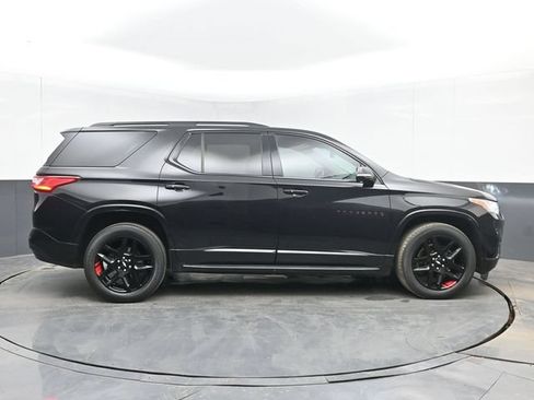 Used 2019 Chevrolet Traverse Premier w/ Redline Edition FWD image 5