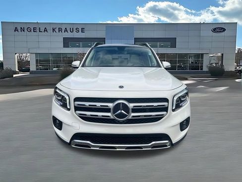 Used 2022 Mercedes-Benz GLB 250 4MATIC image 2