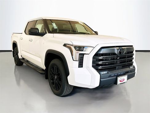 New 2026 Toyota Tundra SR5 image 3