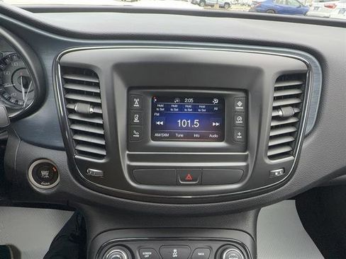 Used 2015 Chrysler 200 S image 15