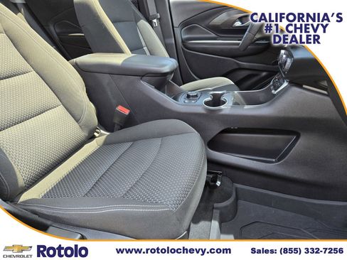 Used 2024 GMC Terrain SLE w/ Driver Convenience Package AWD/4WD image 11