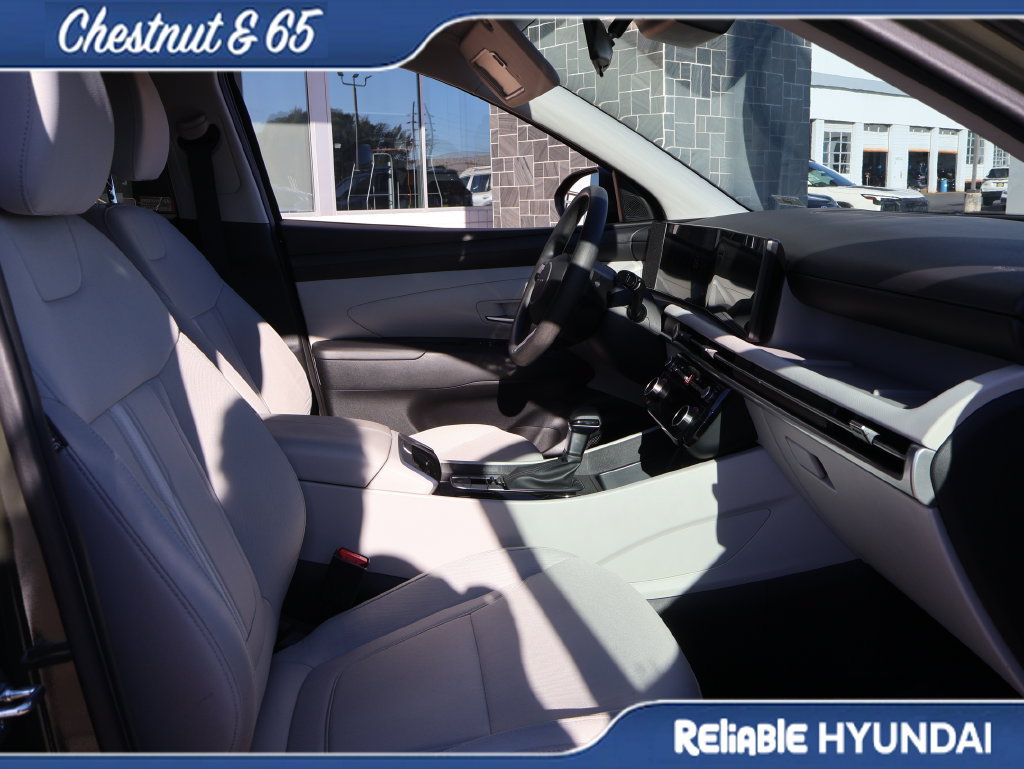 Used 2025 Hyundai Tucson SEL FWD image 9