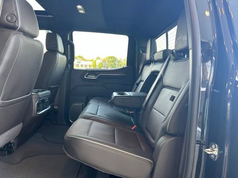 Used 2026 GMC Sierra 1500 Denali w/ Denali Reserve Package AWD/4WD image 9