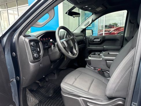 Used 2020 Chevrolet Silverado 1500 Custom Trail Boss w/ Custom Convenience Package AWD/4WD image 17