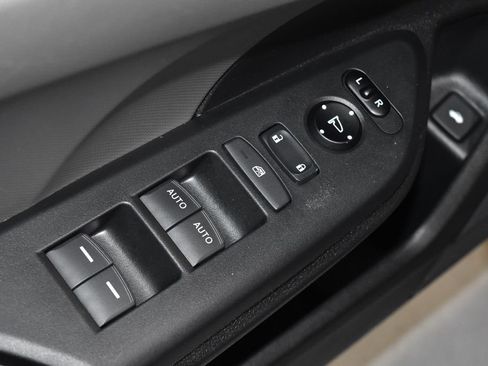 Used 2020 Honda Civic LX image 5