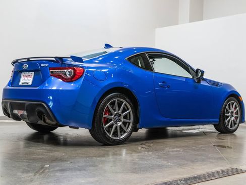 Used 2018 Subaru BRZ Limited w/ Performance Package RWD image 11