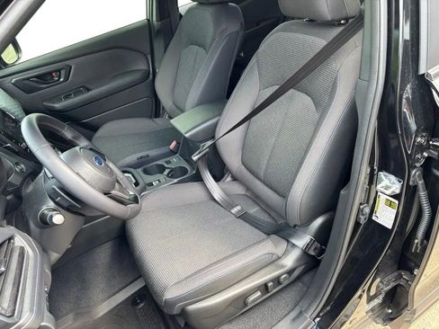 Used 2025 Subaru Forester Premium AWD/4WD image 23