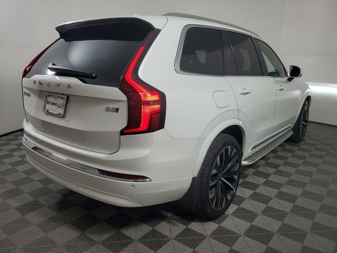 Certified 2025 Volvo XC90 B5 Core w/ Climate Package image 8